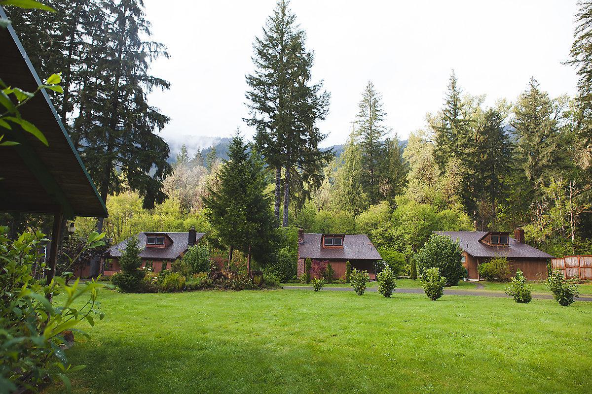Loloma Lodge And Cabins McKenzie Bridge 外观 照片